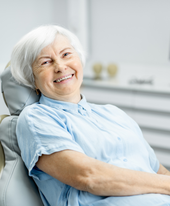 Dentures and dental implant drom Changing Smiles